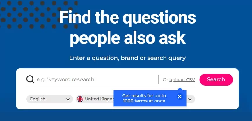 Captura de tela com o cabeçalho do serviço People Also Asked, mostrando o cabeçalho para escrever palavra-chave e selecionar país e idioma