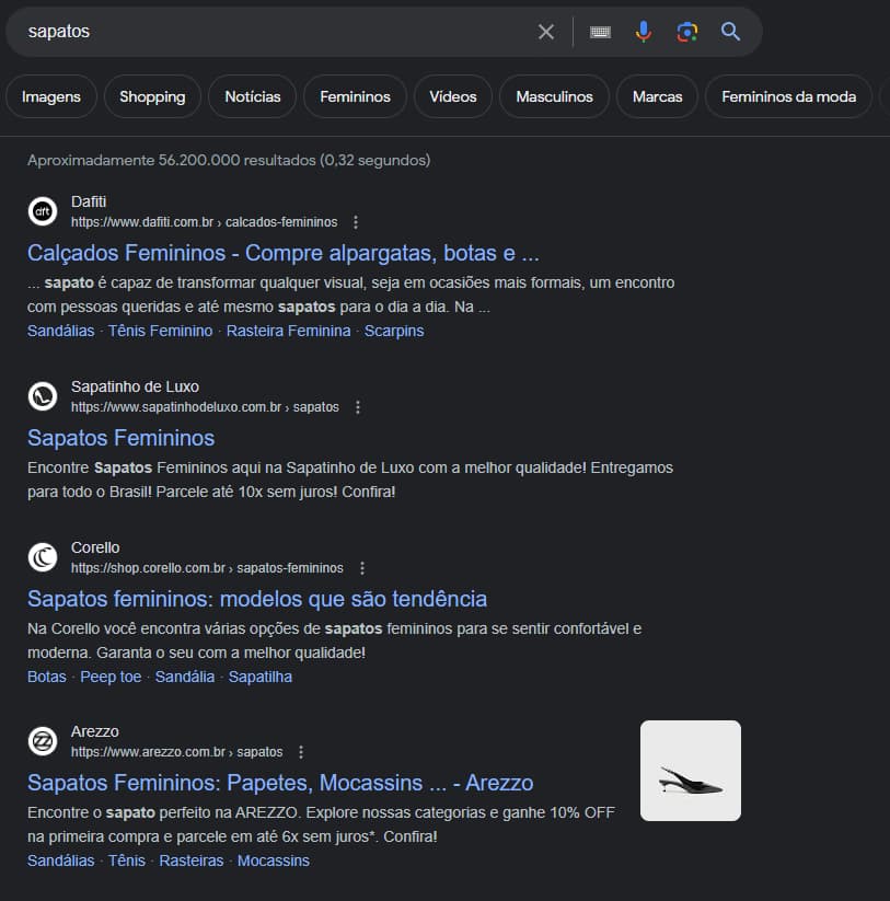 Captura de tela para uma pesquisa no Google sobre "sapato", mostrando diferentes páginas de categoria como resultados da pesquisa orgânica