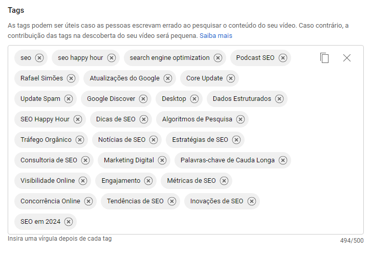 Na imagem temos um print da área de edição de um vídeo no youtube, no quadro de adição de tags.